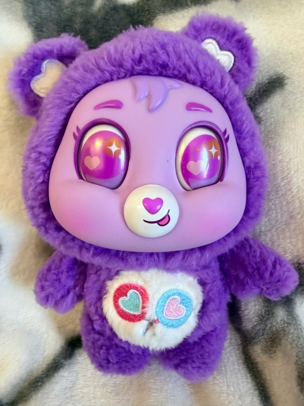 Caring Cutie Care Bears -“Share Bear” Vinyl 6” Plush Pendant - Brand New (2026)